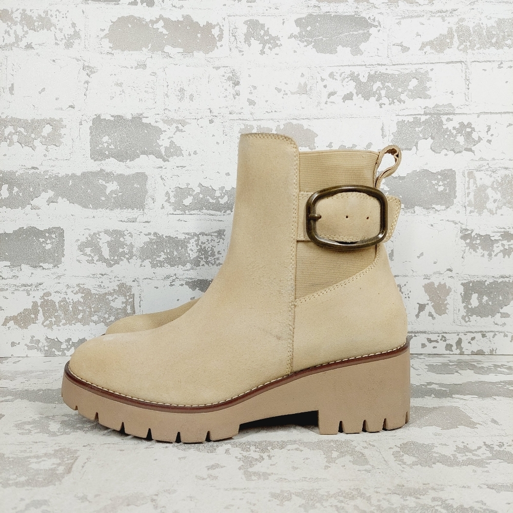 NEW Blondo Dahlia Tan Nubuck Waterproof Motorcycle Booties D162